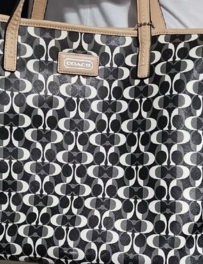 Coach Park Metro Dream C Tote Bag